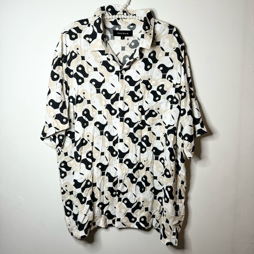 NWOT PacSun Ying Yang Camp Shirt